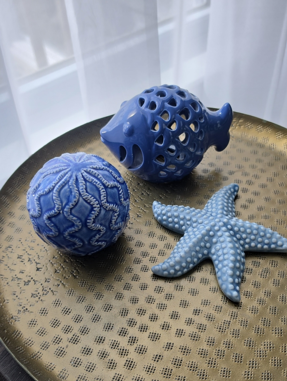 Blue Ceramic Coastal Accent Set - Decorative Fish, Starfish & Coral Sphere